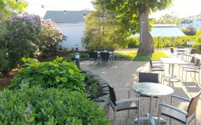 2T Hotel artgenossen