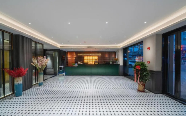 City Comfort Premier Hotel (Suizhou Wuyue Plaza) – Lobby – Suizhou