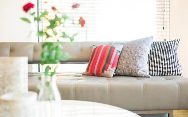 Modern Apartment in City Center