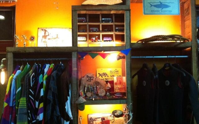 Donghe Surf Shop & Hostel - Taitung