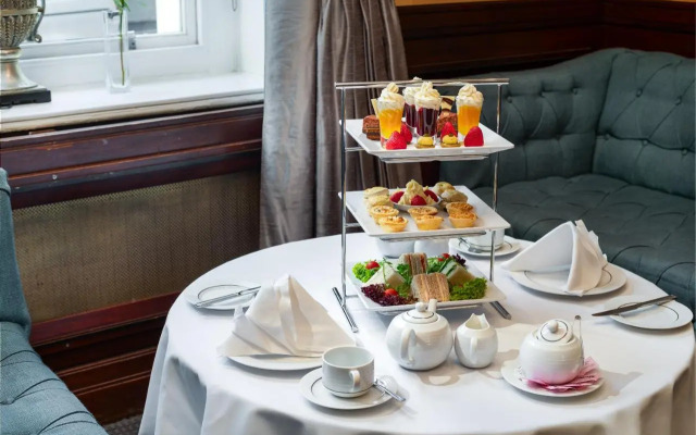 Gem Langham Court Hotel