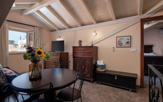 Antaeus Residence