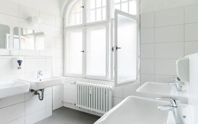 Three Little Pigs Hostel Berlin