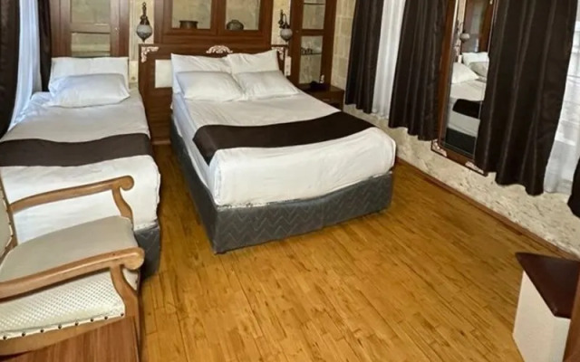 Gülten Hanım Konağı