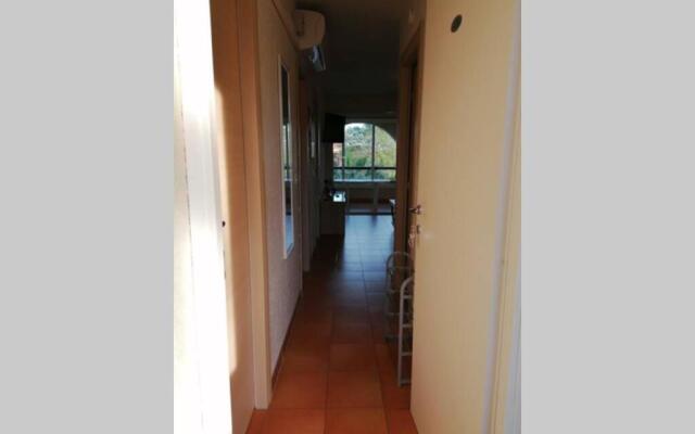 Appartement les pieds dans l'eau 300 m plage - 2 piscines