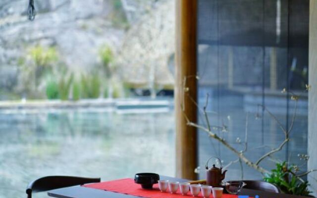 Wuyishan Hongpao Xunyou Tea Space Aesthetics Holiday Mountain Residence