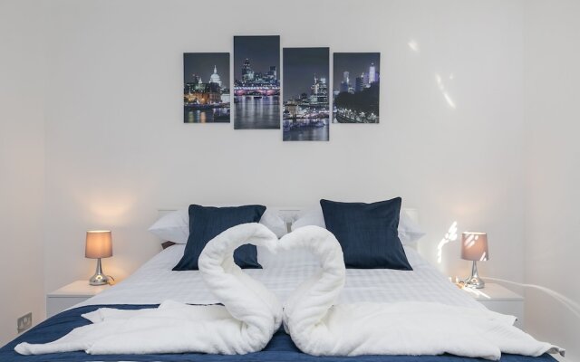 Luxury Croydon Apartment