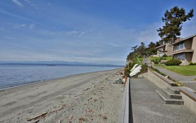 187 - Mutiny Bay Condo