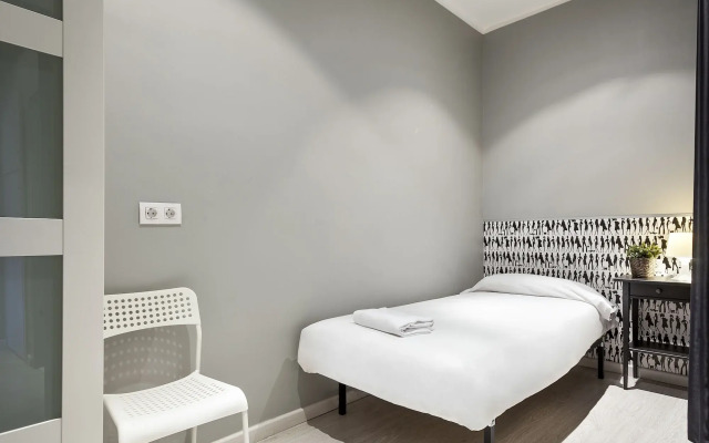 Gaia Fira rooms