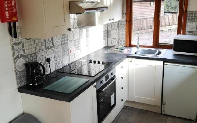 Magpie 2 Hot Tub HuntersMoon-Warminster-Longleat-Wiltshire