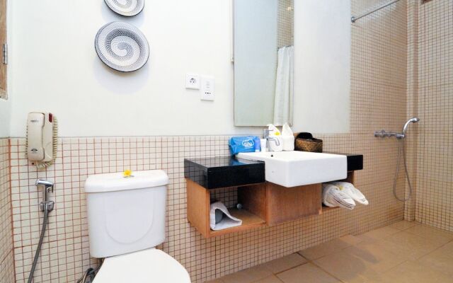 Airy Kuta Nyangnyang Sari 7 Bali