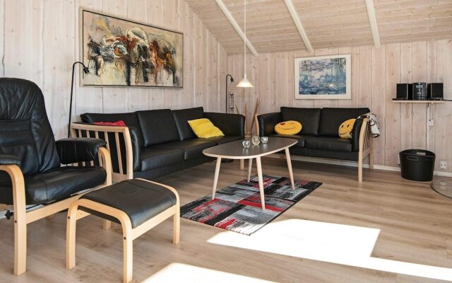 Spacious Holiday Home in Hemmet With Whirlpool