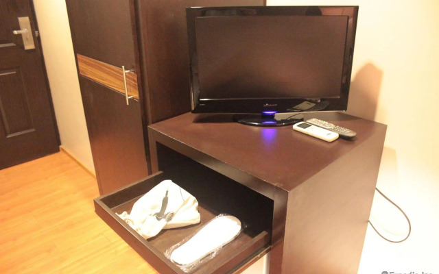 Soleste Suites