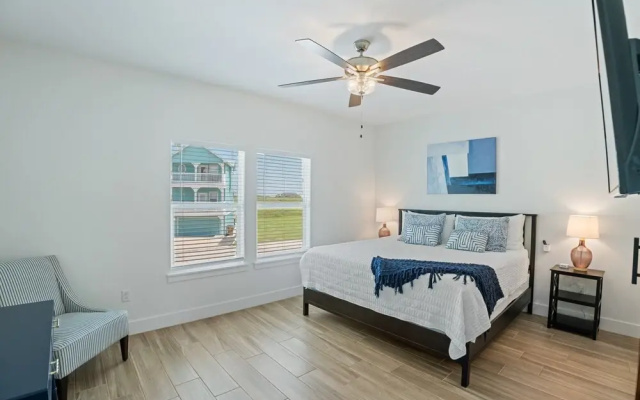 Chancla - Pet Friendly! Community Pool!