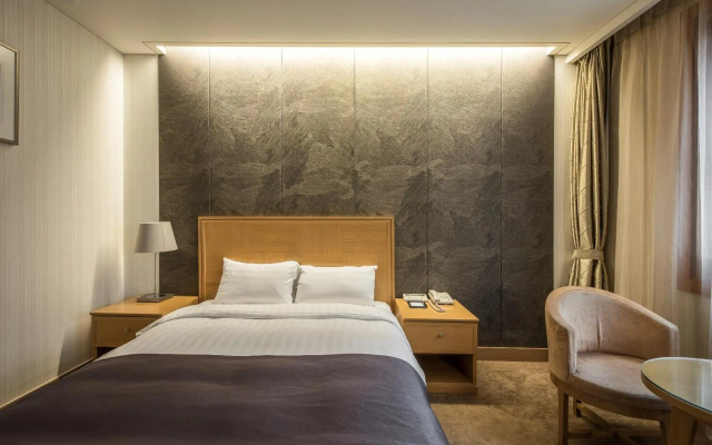 Shangria Beach Tourist Hotel