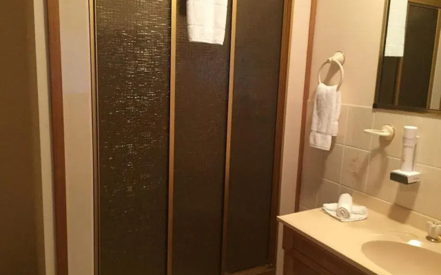 Glenaire Apartments on Frazer St