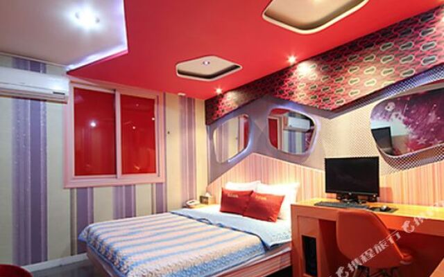 Wow Hotel