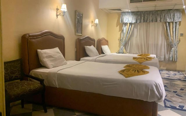 Holidays Express Hotel