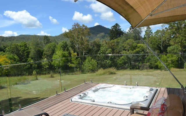 Tuckers Retreat