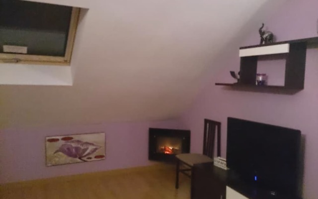 Jaen 102092 1 Bedroom Apartment By Mo Rentals