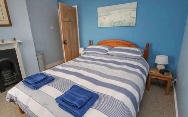 9 Harefield Cottages