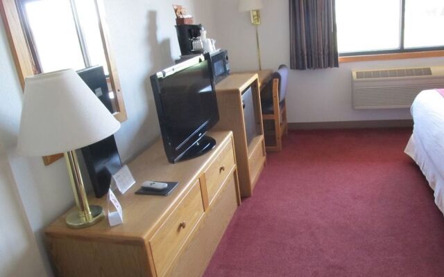 Tivoli Inn And Suites