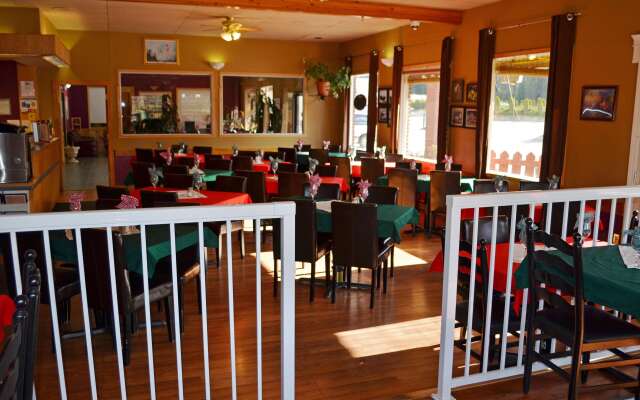 Canadas Best Value Inn & Suites Castlegar