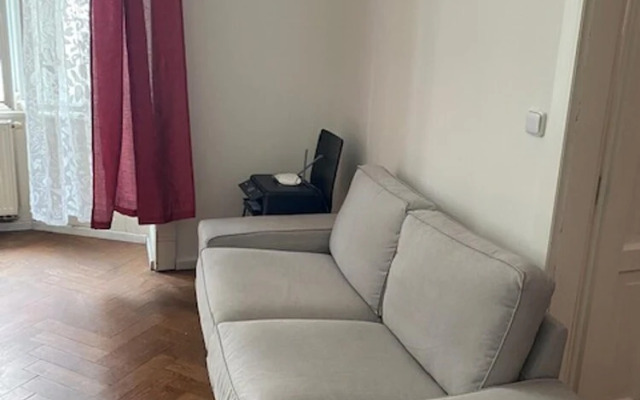 3 Bed Flat - Sleeps 10 - Pets - Smoking - Parking