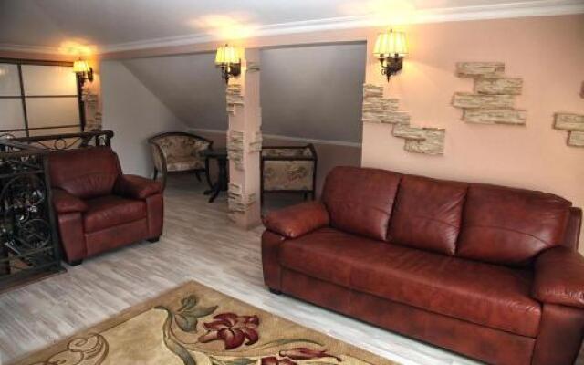 Dynasty Home