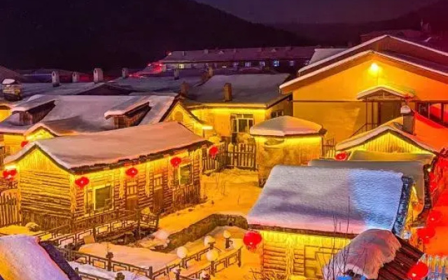 Xuedazi Chinese Inn (Erlang River Scenic Area)