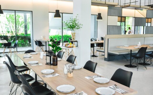 9D Sport Hotel (SHA Extra Plus)