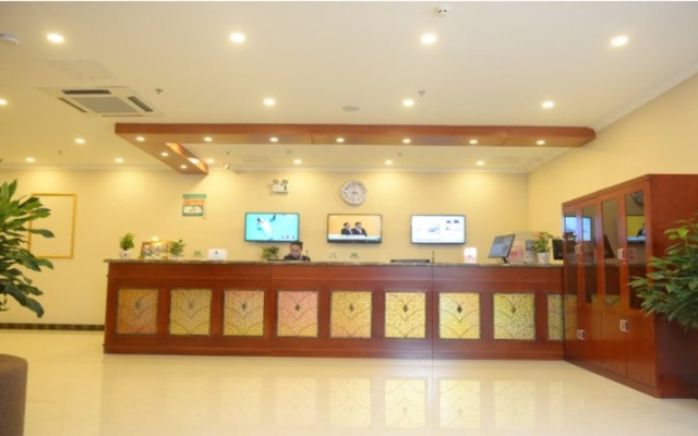 GreenTree Inn Tai’an East Railway Station Caiyuan Street Express Hotel – Lobby – Taian