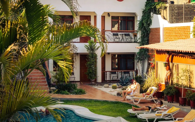 Hotel Oro Viejo