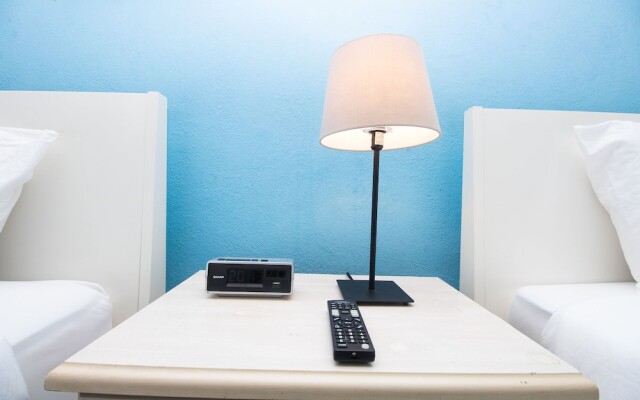 215 City View Hollywood Beach