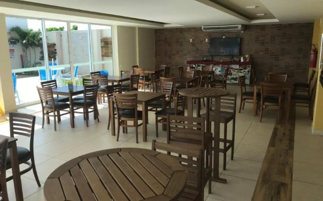 Golden Lake Residence bl3 106