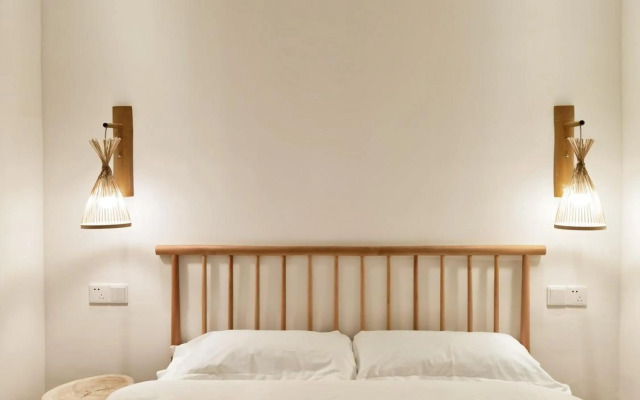 Riverside Retreat Hotel