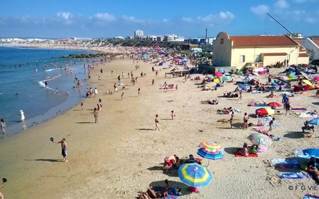 Apartment with One Bedroom in Peniche, with Terrace And Wifi - 400 M From the Beach