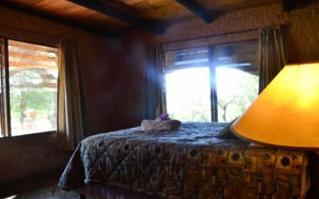 Nyangombe Safari Lodge