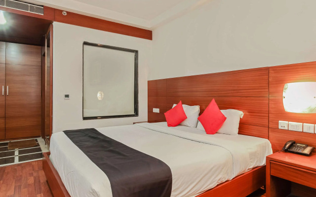 Hotel Lake View by OYO Rooms