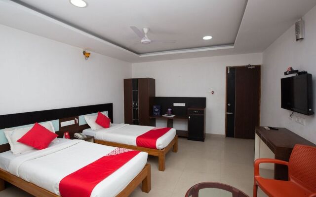 OYO 26947 The Lavish