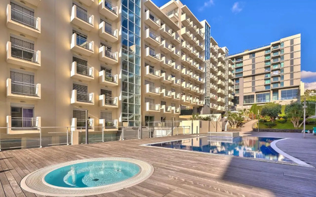 Sunset Apartment by HR Madeira