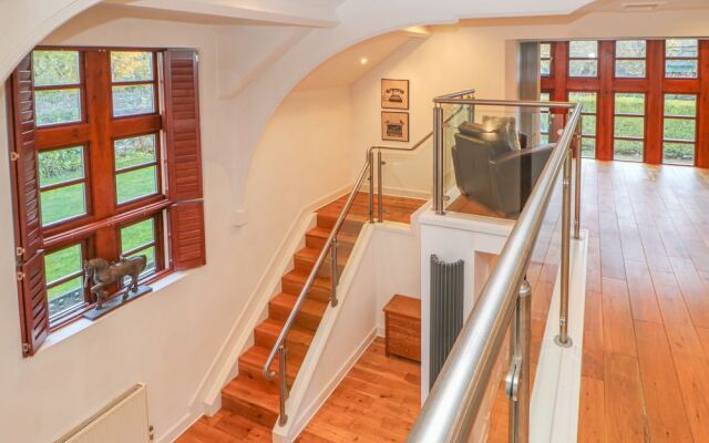 Bridge House