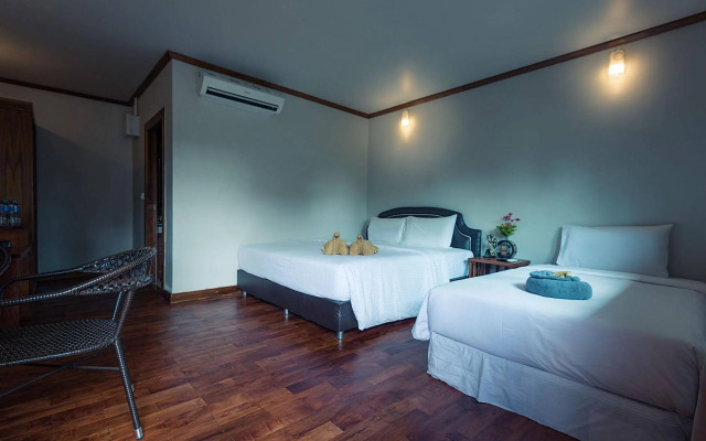Lipe Village Resort