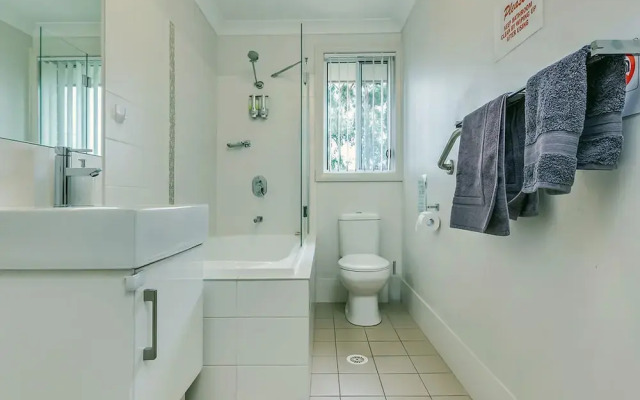 An Ideal Wine Country Getaway Villa