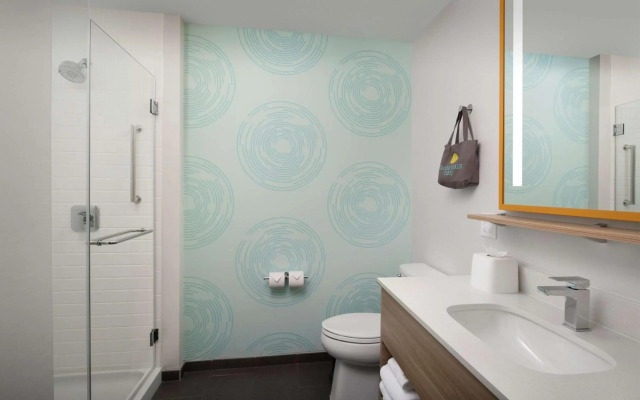 Tru by Hilton Miami West Brickell