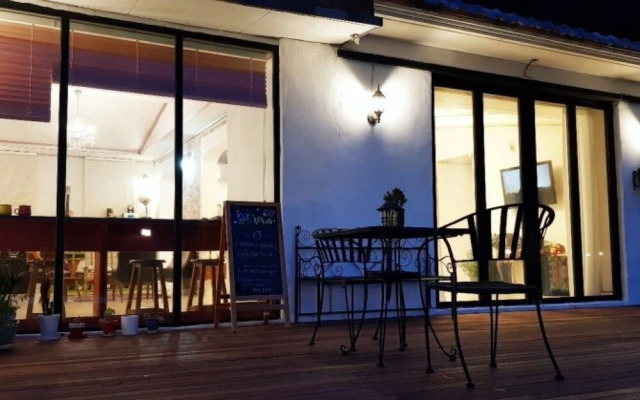 Yeosu Into the Clouds Pension