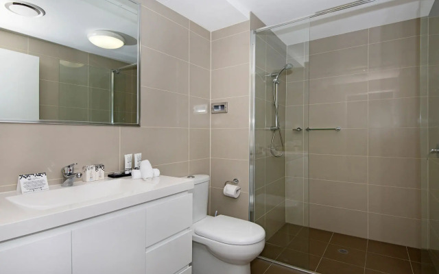 Allure Hotel & Apartments