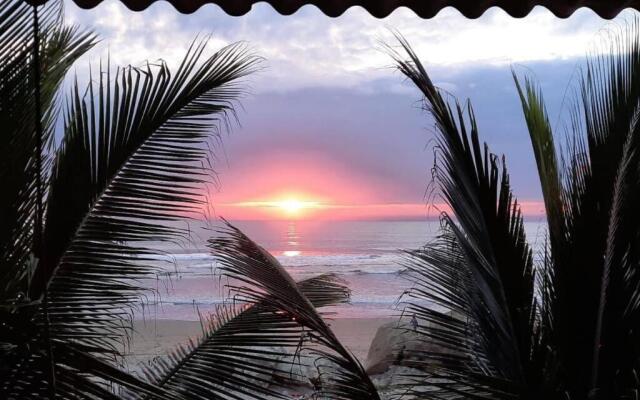Esperanza Tuy - Suite frente al mar