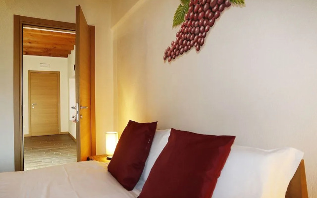 Smart Rooms & Restaurant