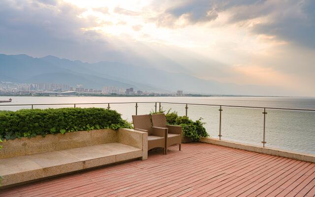 Hotel Indigo Dali Erhai by IHG
